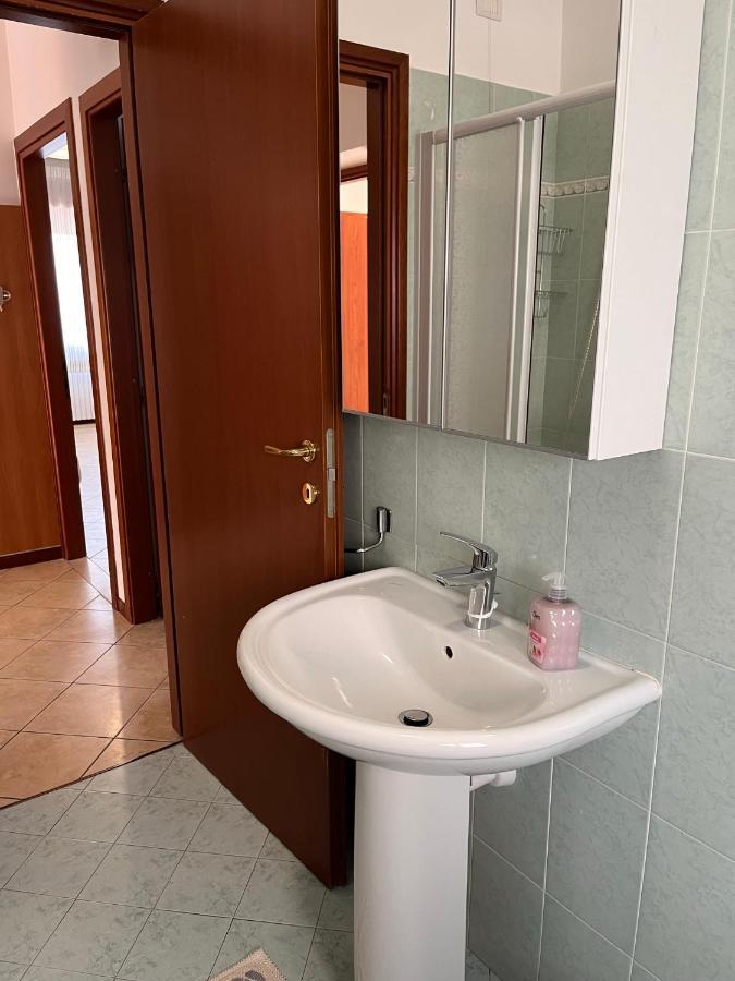 Appartamento Sebino 11 Peschiera del Garda Esterno foto