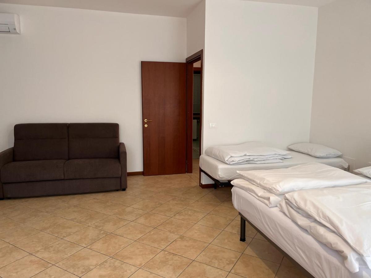 Appartamento Sebino 11 Peschiera del Garda Esterno foto
