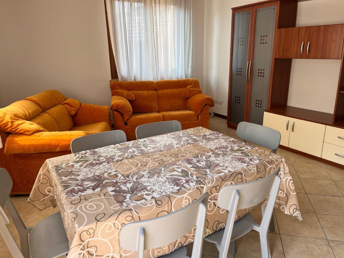 Appartamento Sebino 11 Peschiera del Garda Esterno foto
