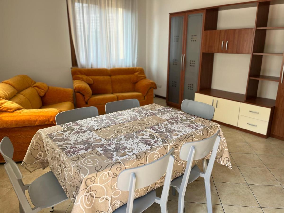 Appartamento Sebino 11 Peschiera del Garda Esterno foto