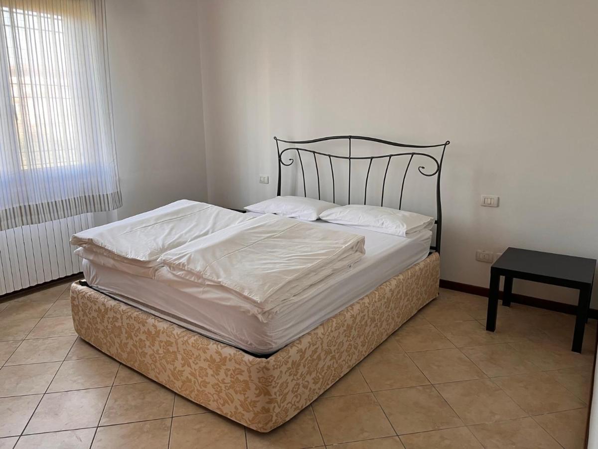 Appartamento Sebino 11 Peschiera del Garda Esterno foto