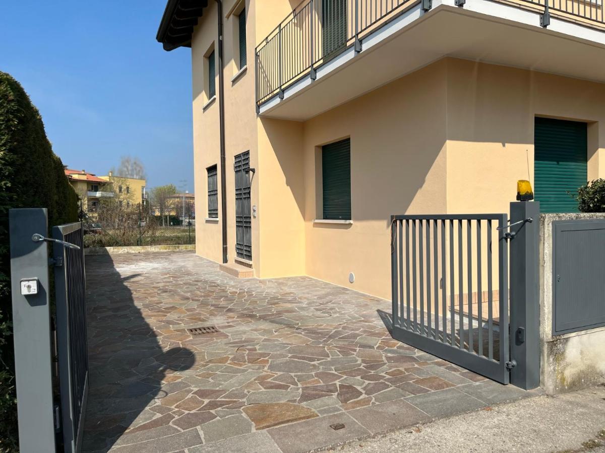 Appartamento Sebino 11 Peschiera del Garda Esterno foto
