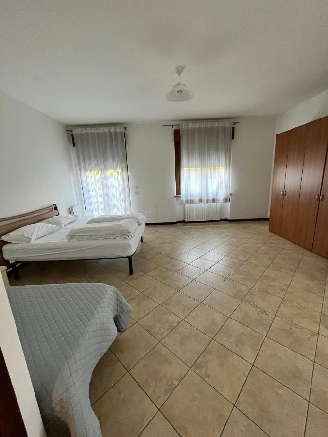 Appartamento Sebino 11 Peschiera del Garda Esterno foto