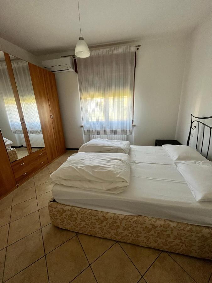 Appartamento Sebino 11 Peschiera del Garda Esterno foto